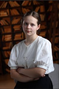 МАРИНА П. ЧЕКАЄ НА ПІДТРИМКУ